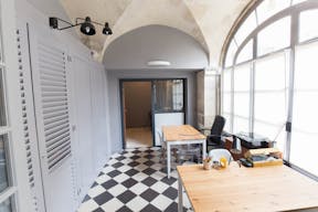 Unique Pop-Up Store in Le Marais - Image 4