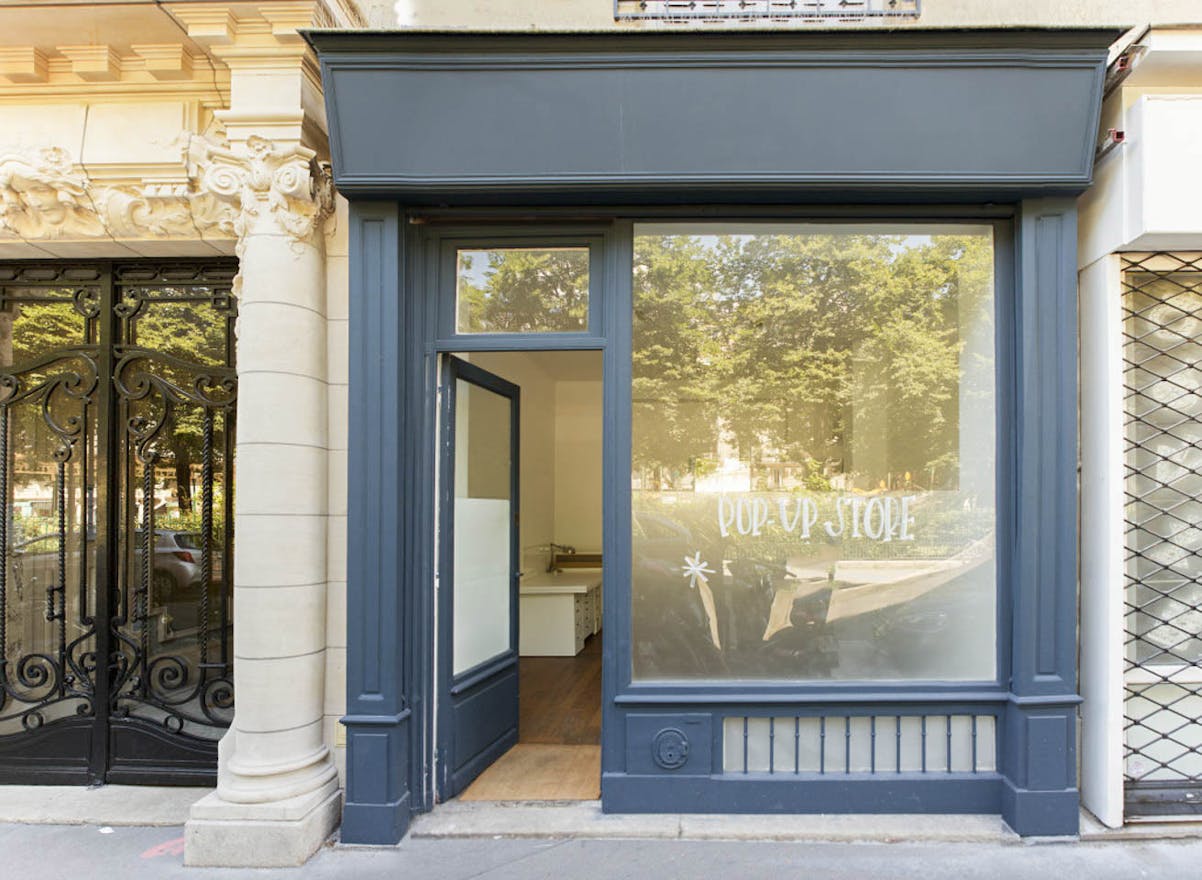 Minimal Pop-Up Store Ledru-Rollin - Image 1