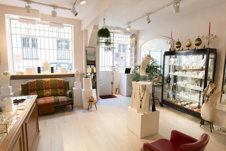 Pop-Up Store in Stylish Le Marais - Image 1