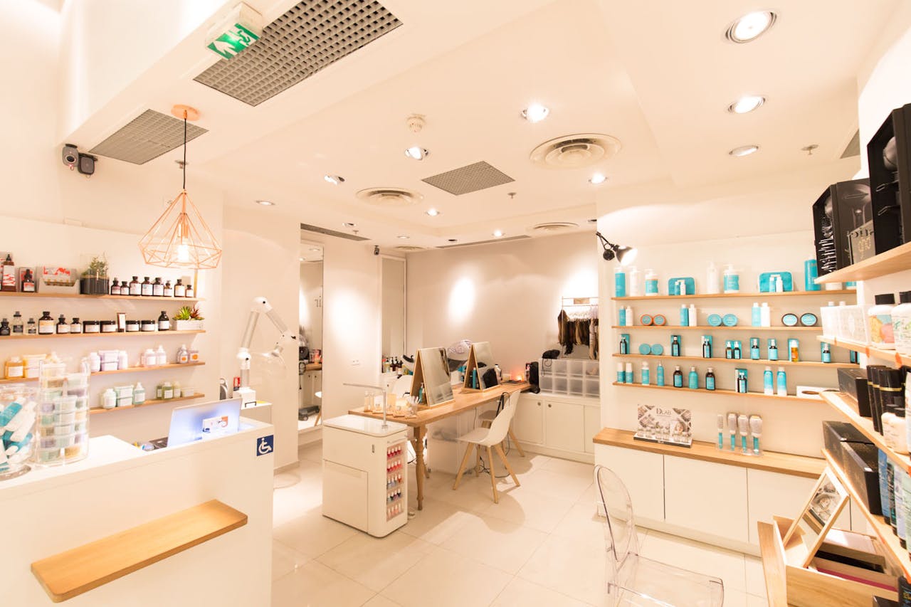 Modern Pop-Up Store in Châtelet - Image 0