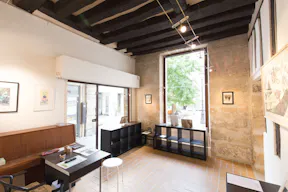 Historic Showroom in St Gervais - Image 1