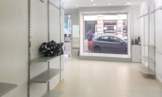 Classic Le Marais Pop-Up Shop - Image 1