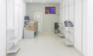 Classic Le Marais Pop-Up Shop - Image 2