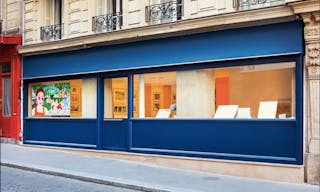 Beautiful Showroom in Republique - Image 7