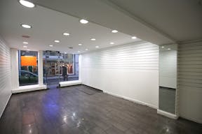 Pop-Up Store in Bonne Nouvelle - Image 2