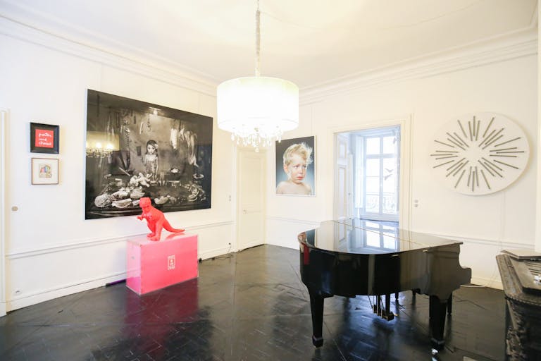 Showroom in Saint Germain des Près - Image 1