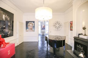 Showroom in Saint Germain des Près - Image 2