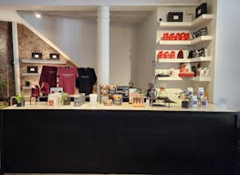 High traffic retail space in trendy Tribecca based Laughing Man Cafe - Image 3