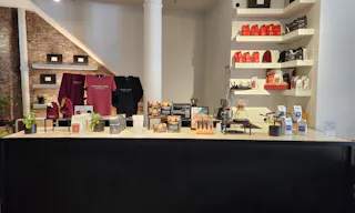 High traffic retail space in trendy Tribecca based Laughing Man Cafe - Image 3