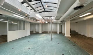 Industrial space well located in the New Fashion District - Image 0