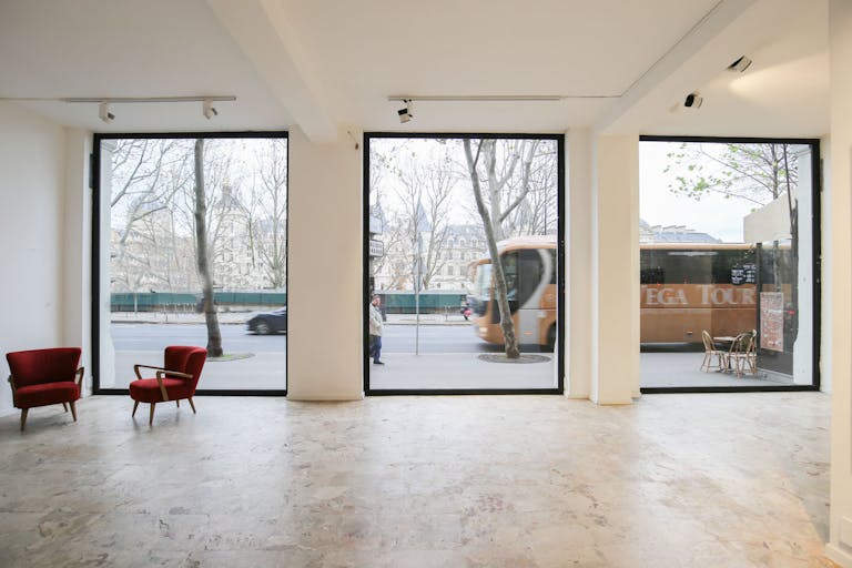 Beautiful Showroom Near Châtelet - Image 1