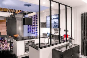 Modern Showroom in La Muette - Image 5