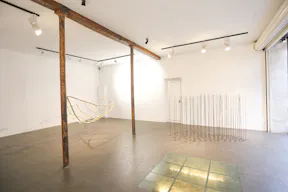 Pop-Up Store in Chic Le Marais - Image 3