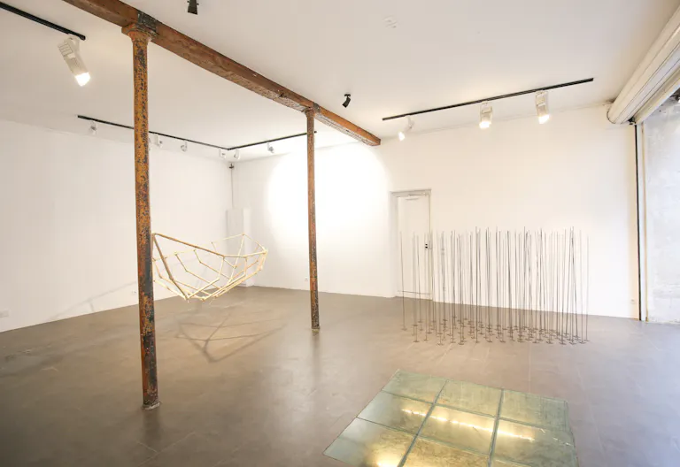 Pop-Up Store in Chic Le Marais - Image 3