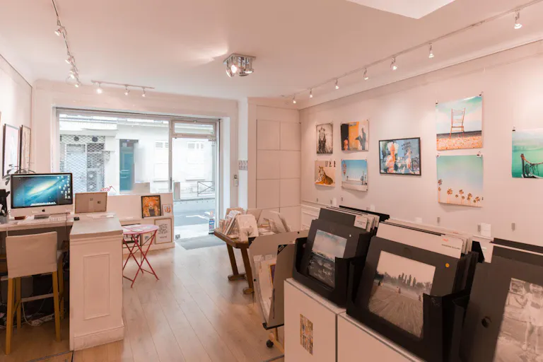Elegant Showroom in Le Marais - Image 0