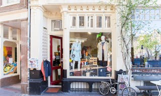 Beautiful Pop-Up Store The Center - Image 0