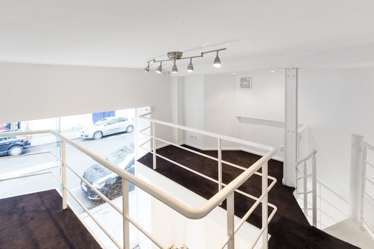 Le Marais Gallery & Retail Space - Image 3