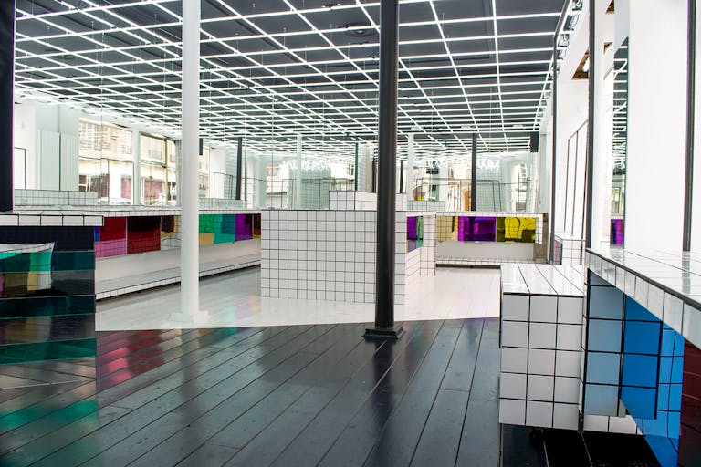 Trendy Enfants-Rouges Pop-Up Store - Image 3