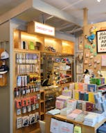 Pop-Up Perfect Space in Williamsburg – Shared with Trendy Bonsai Shop - Image 1
