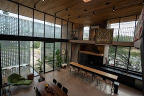 Concrete Oasis: A Villa Retreat with Poolside Serenity - Image 7