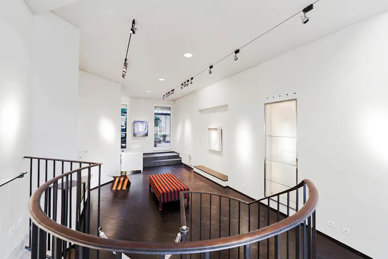 Pop-Up Store in Historic 1er - Image 1