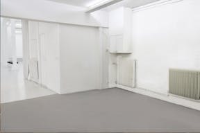 White-Washed Gallery In Vibrant Le Marais - Image 1