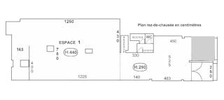 White-Washed Gallery In Vibrant Le Marais - Image 7