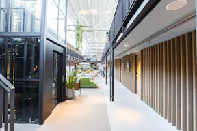 Premium Venue in Oud-West - Image 3