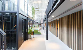 Premium Venue in Oud-West - Image 3