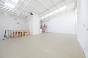 Flexible Showroom in Islington - Image 1