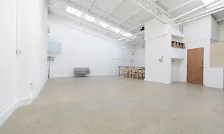 Flexible Showroom in Islington - Image 2