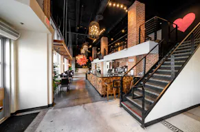 Sophisticated 2nd Generation Restaurant Space in Heart of Downtown LA - Image 2