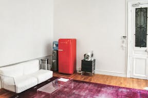 Sublime Space in Lively Le Marais - Image 4