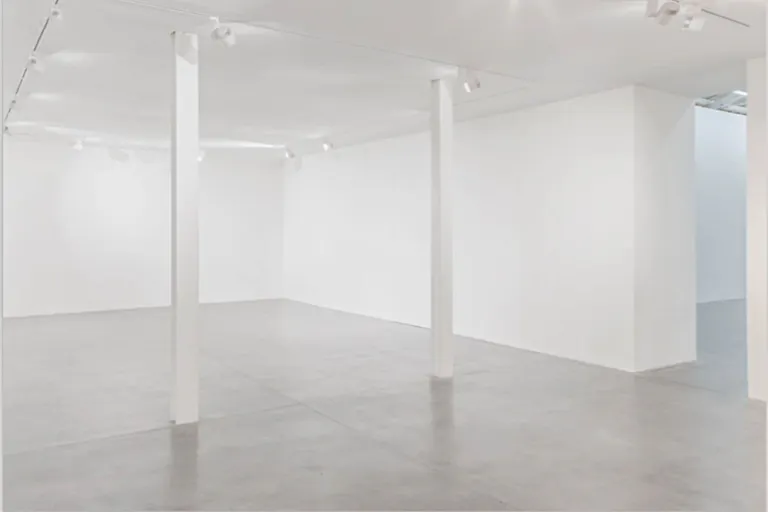 Sublime Showroom in Le Marais - Image 1