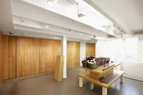 Pop-Up Store in Saint-Germain - Image 3