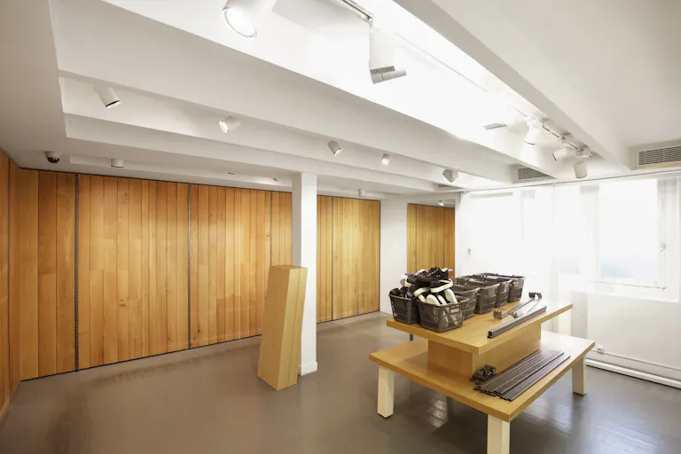 Pop-Up Store in Saint-Germain - Image 3