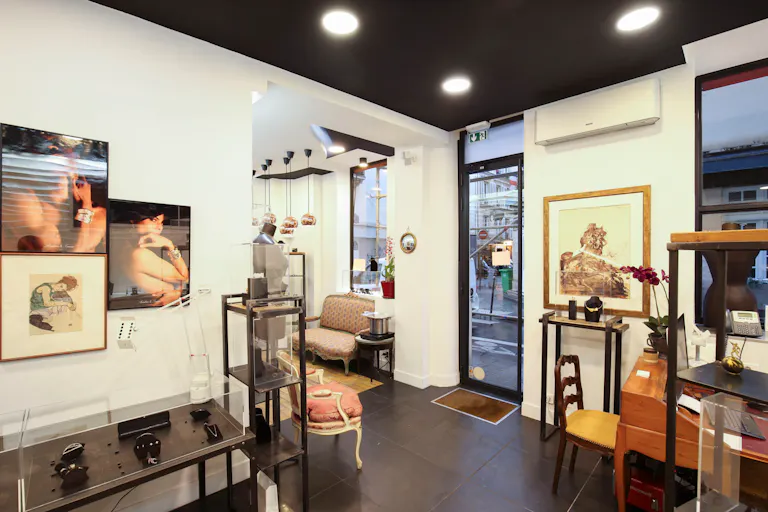 Graphic Boutique Central Le Marais - Image 0