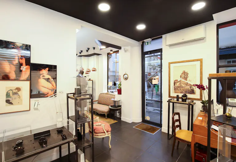 Graphic Boutique Central Le Marais - Image 0
