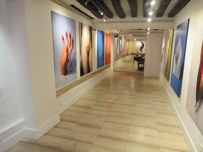 Showroom in Arty Beaubourg - Image 2