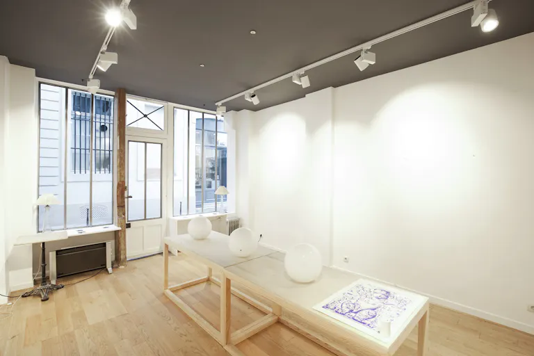 Pop-Up Shop Close to Saint Sulpice - Image 0