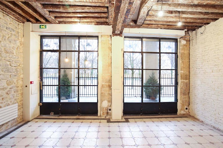 Pop-Up Shop in Prime Palais Royal - Image 2