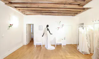 Beautiful Showroom in Palais Royal - Image 2