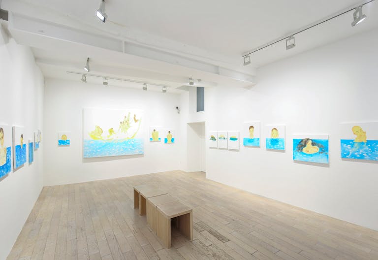 Modern Le Marais Showroom - Image 2