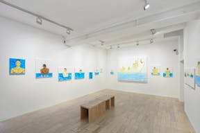 Modern Le Marais Showroom - Image 3