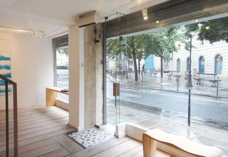 Prime Retail Space in Le Marais - Image 2