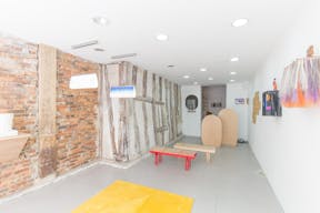 Pop-Up Shop in Réaumur - Image 1