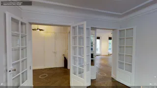 Haussmannian Showroom in Madeleine - Image 6
