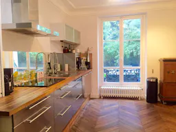 Haussmannian Showroom in Madeleine - Image 7