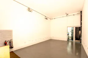 Pop-Up Shop in Central Soho - Image 5