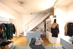 Pop-Up Store in Prime Le Marais - Image 3